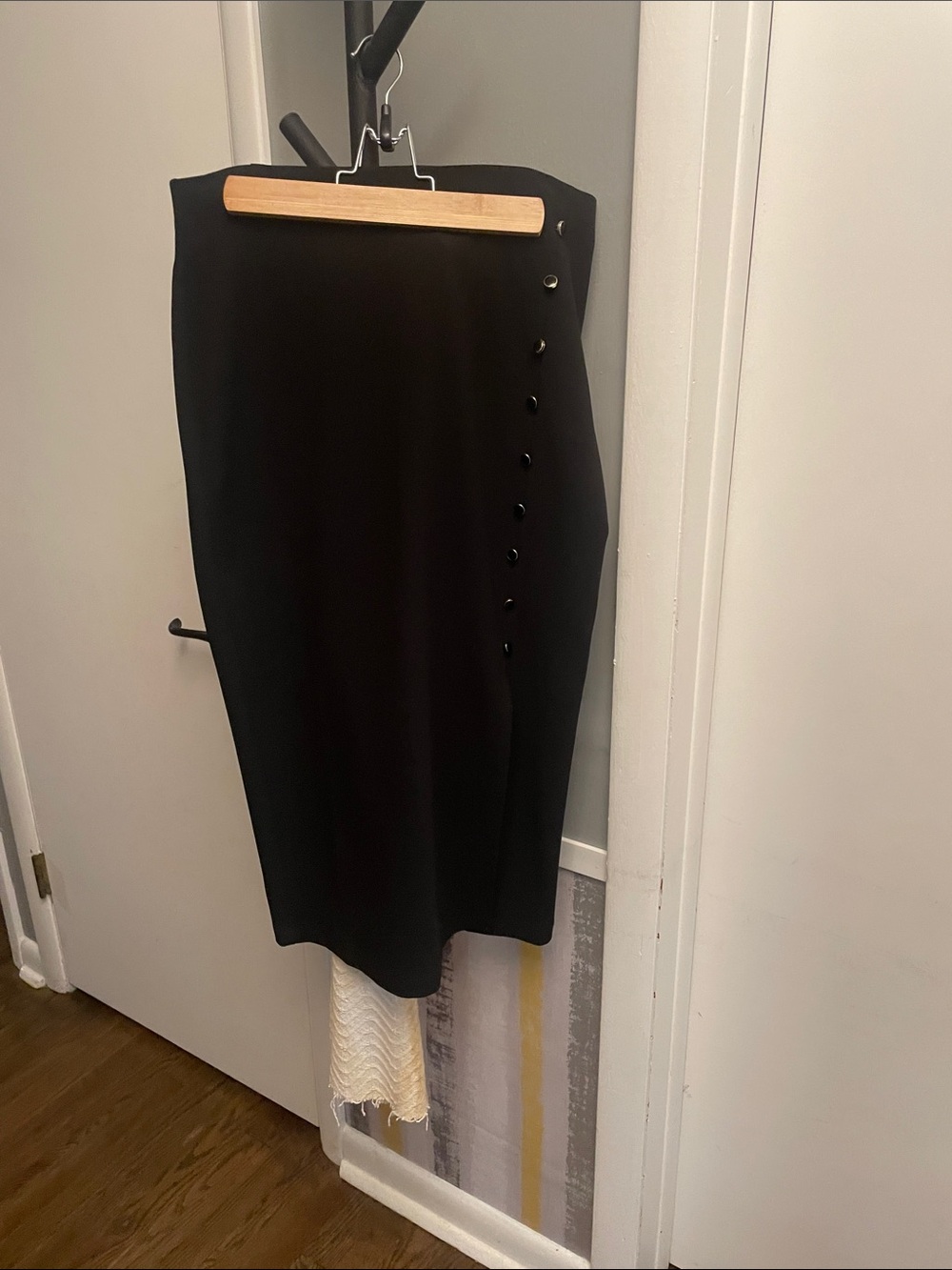 Elegant Black Side-Button Midi Skirt